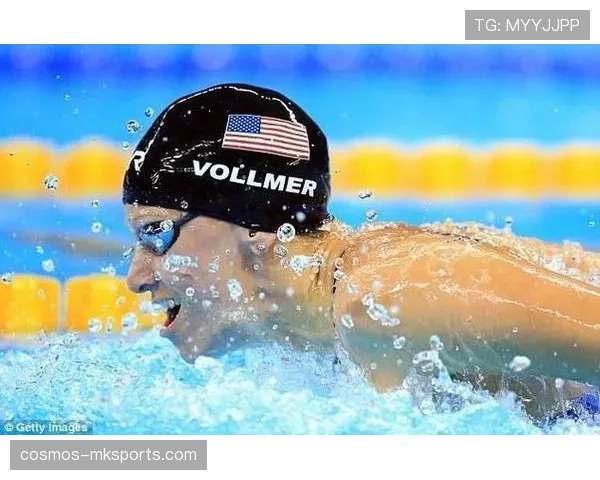 艾莉森·施米特世锦赛再创佳绩 勇夺金牌展泳坛风采