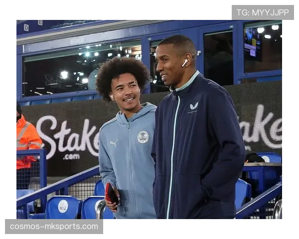 英超汤姆·阿什利