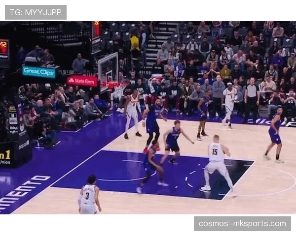 西亚卡姆挡拆制造错位效率提升 拉开对阵约基奇内线空间差异明显